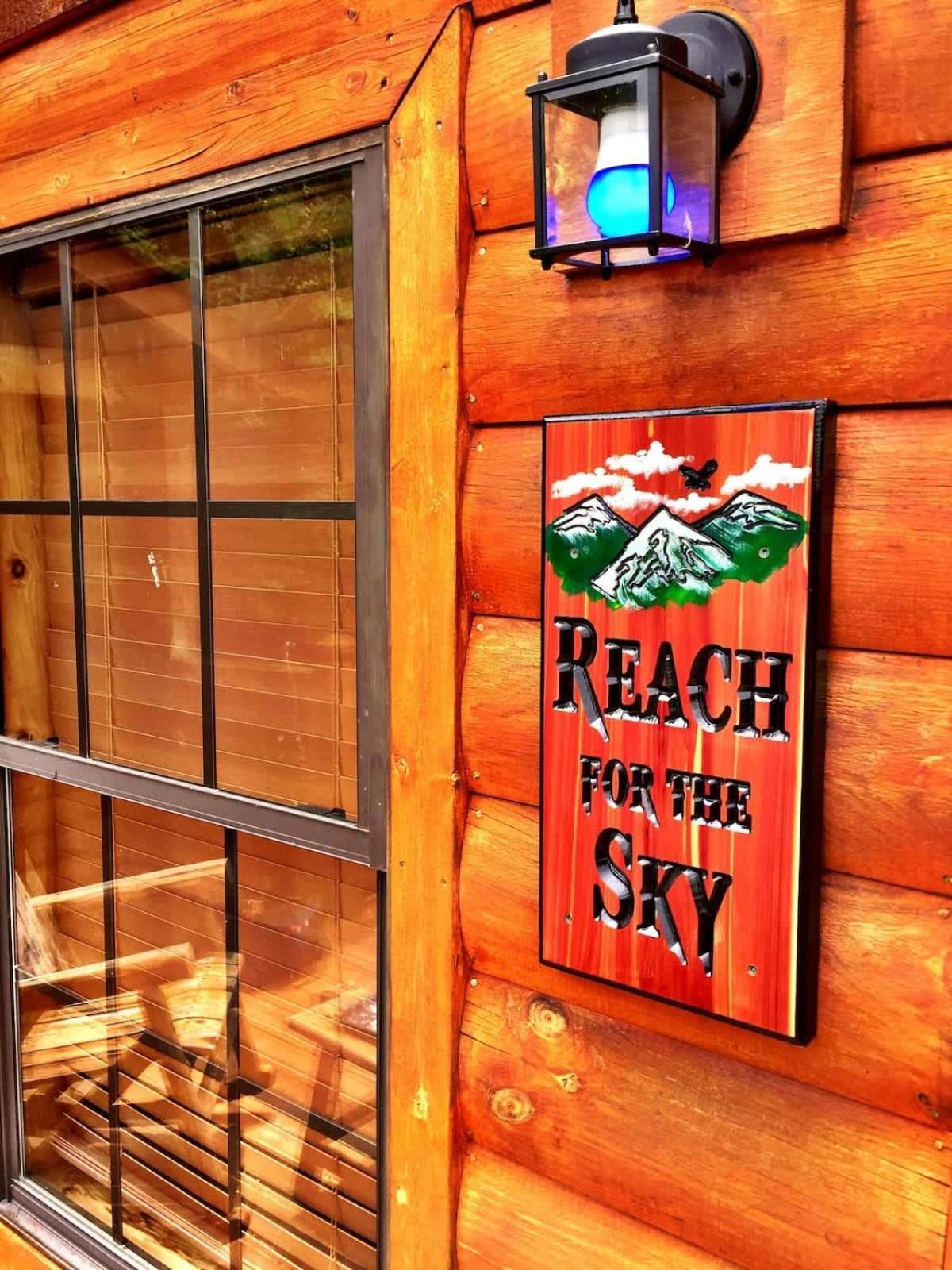 Secluded Cabin Near Smoky Mountains. Hot Tub! Honeymoon! 세비어빌 외부 사진